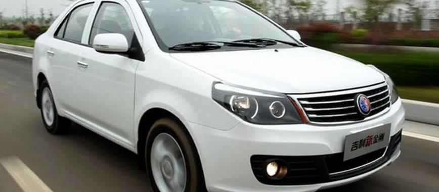 نقد و بررسی رانندگی خودرو