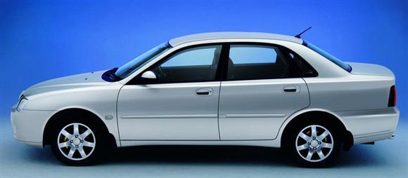 نقد و بررسی رانندگی خودرو