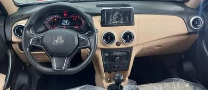 نقد و بررسی فضای داخلی