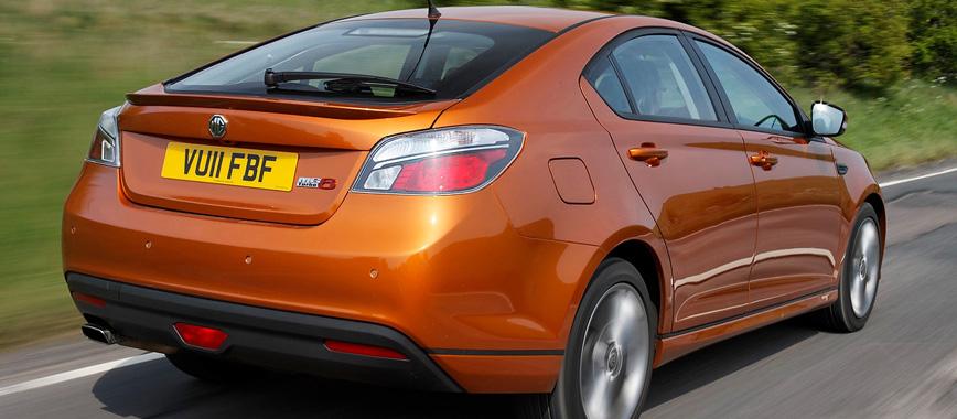 نقد و بررسی رانندگی خودرو