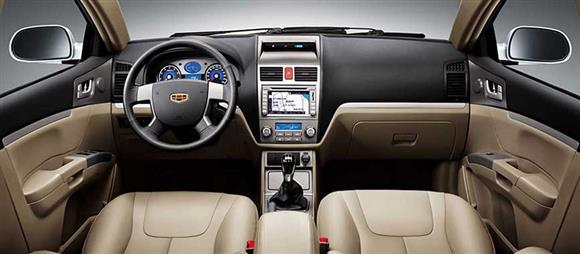 نقد و بررسی فضای داخلی