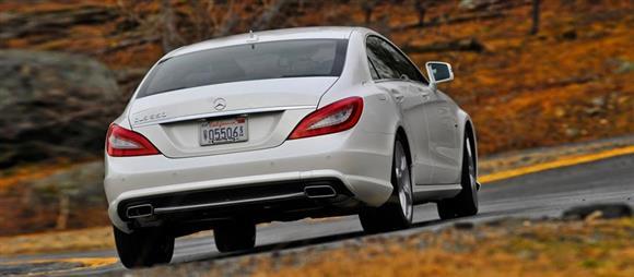 نقد و بررسی رانندگی خودرو