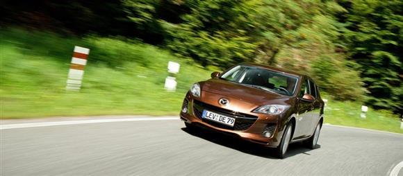 نقد و بررسی رانندگی خودرو