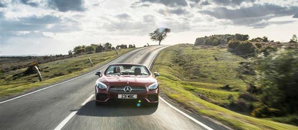 نقد و بررسی رانندگی خودرو