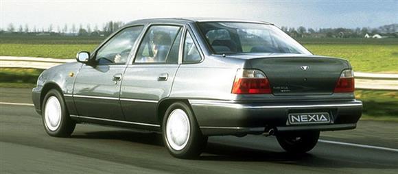 نقد و بررسی رانندگی خودرو