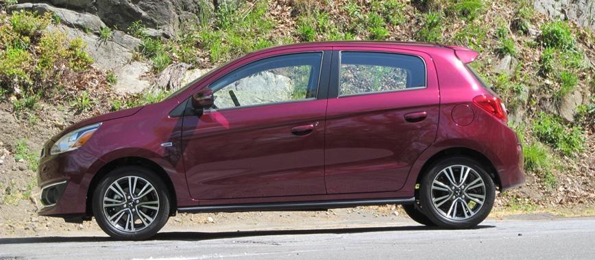 نقد و بررسی بیرون خودرو