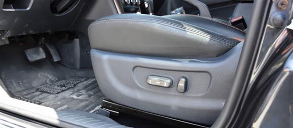 نقد و بررسی رانندگی خودرو