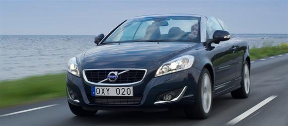 نقد و بررسی رانندگی خودرو