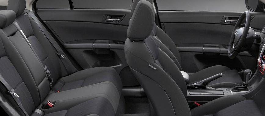 نقد و بررسی فضای داخلی