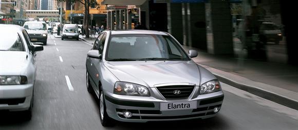 نقد و بررسی رانندگی خودرو