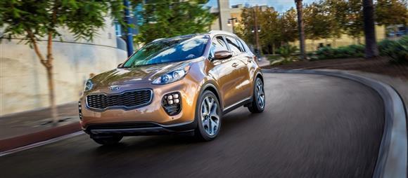 نقد و بررسی رانندگی خودرو