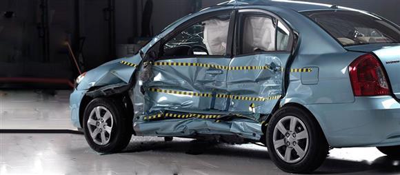 نقد و بررسی ایمنی خودرو