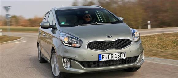 نقد و بررسی رانندگی خودرو