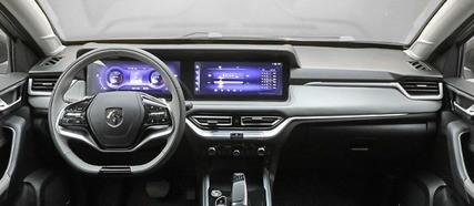 نقد و بررسی فضای داخلی