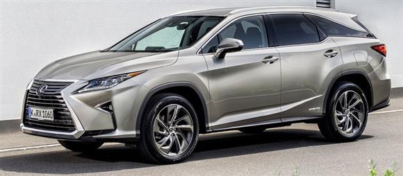 نقد و بررسی بیرون خودرو