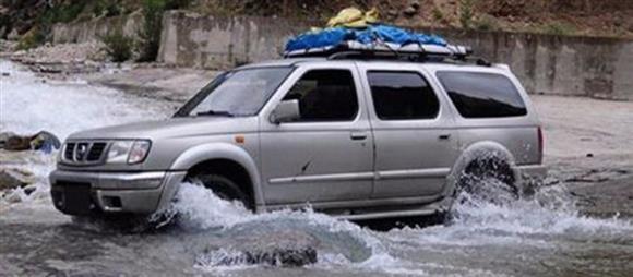 نقد و بررسی رانندگی خودرو