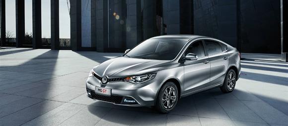 نقد و بررسی بیرون خودرو