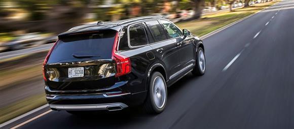 نقد و بررسی رانندگی خودرو