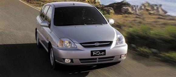 نقد و بررسی رانندگی خودرو