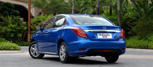 نقد و بررسی رانندگی خودرو