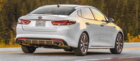 نقد و بررسی رانندگی خودرو