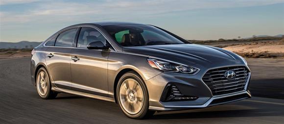 نقد و بررسی رانندگی خودرو