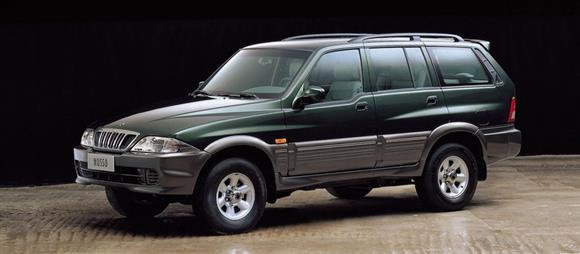 نقد و بررسی بیرون خودرو