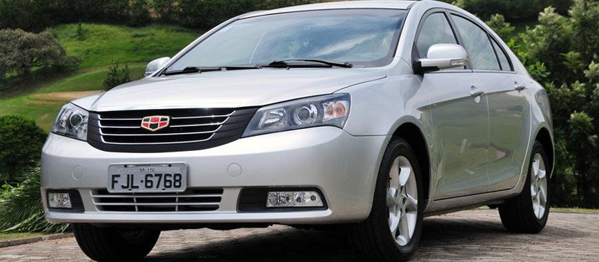 نقد و بررسی رانندگی خودرو