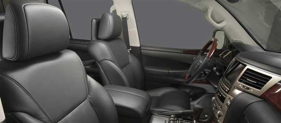 نقد و بررسی فضای داخلی