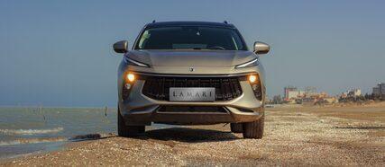 نقد و بررسی بیرون خودرو