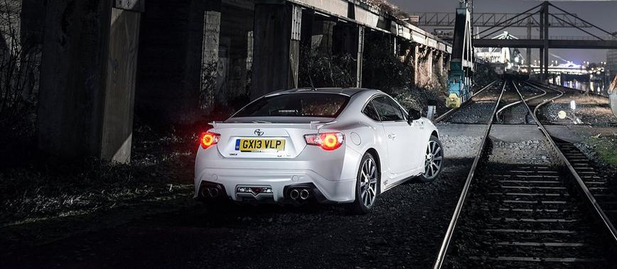 نقد و بررسی رانندگی خودرو